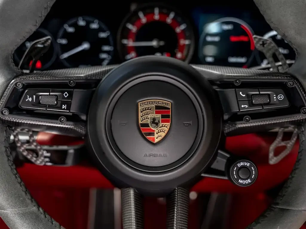 Porsche 911 Carrera 4S| PCCB Carbon Ceramics| Burmester, снимка 16 - Автомобили и джипове - 55617526