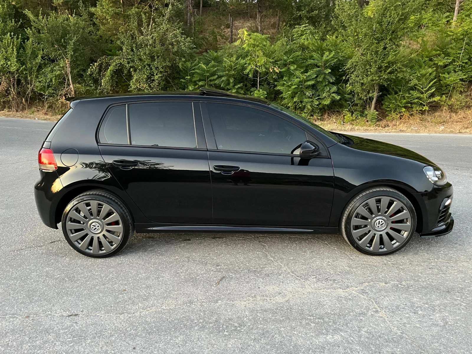 VW Golf 2.0 140k.c  R20 OPTIC, снимка 6 - Автомобили и джипове - 55684017