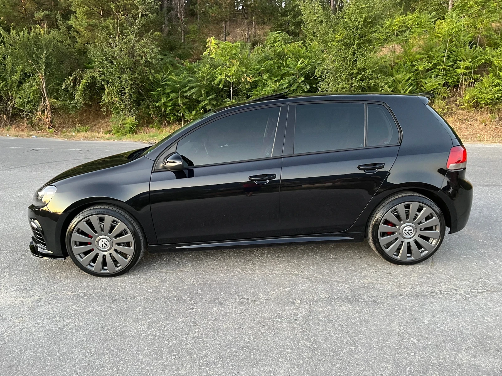 VW Golf 2.0 140k.c  R20 OPTIC, снимка 7 - Автомобили и джипове - 55684017