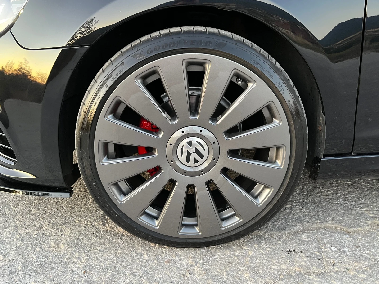 VW Golf 2.0 140k.c  R20 OPTIC, снимка 11 - Автомобили и джипове - 55684017