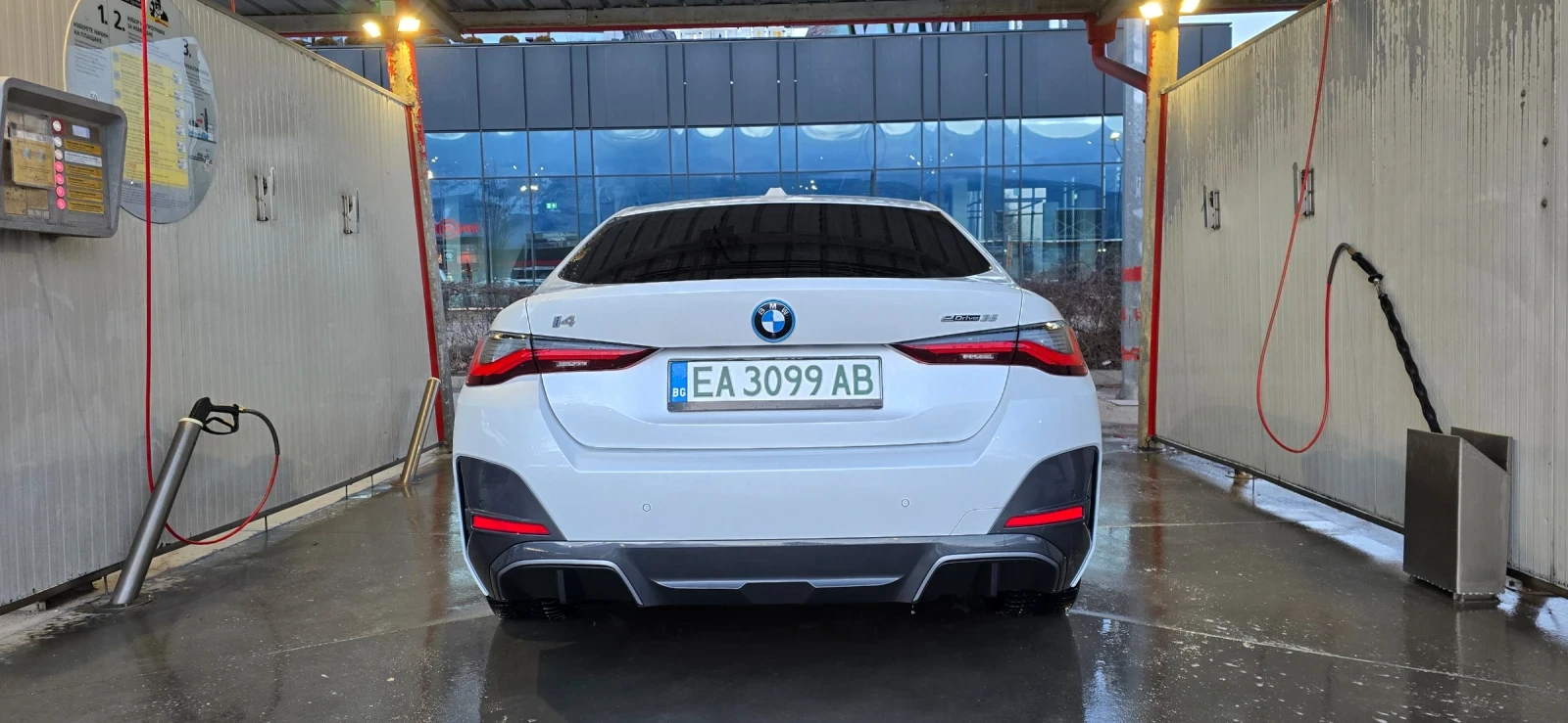 BMW i4 E drive 35 Gran Coupe, снимка 7 - Автомобили и джипове - 55746386