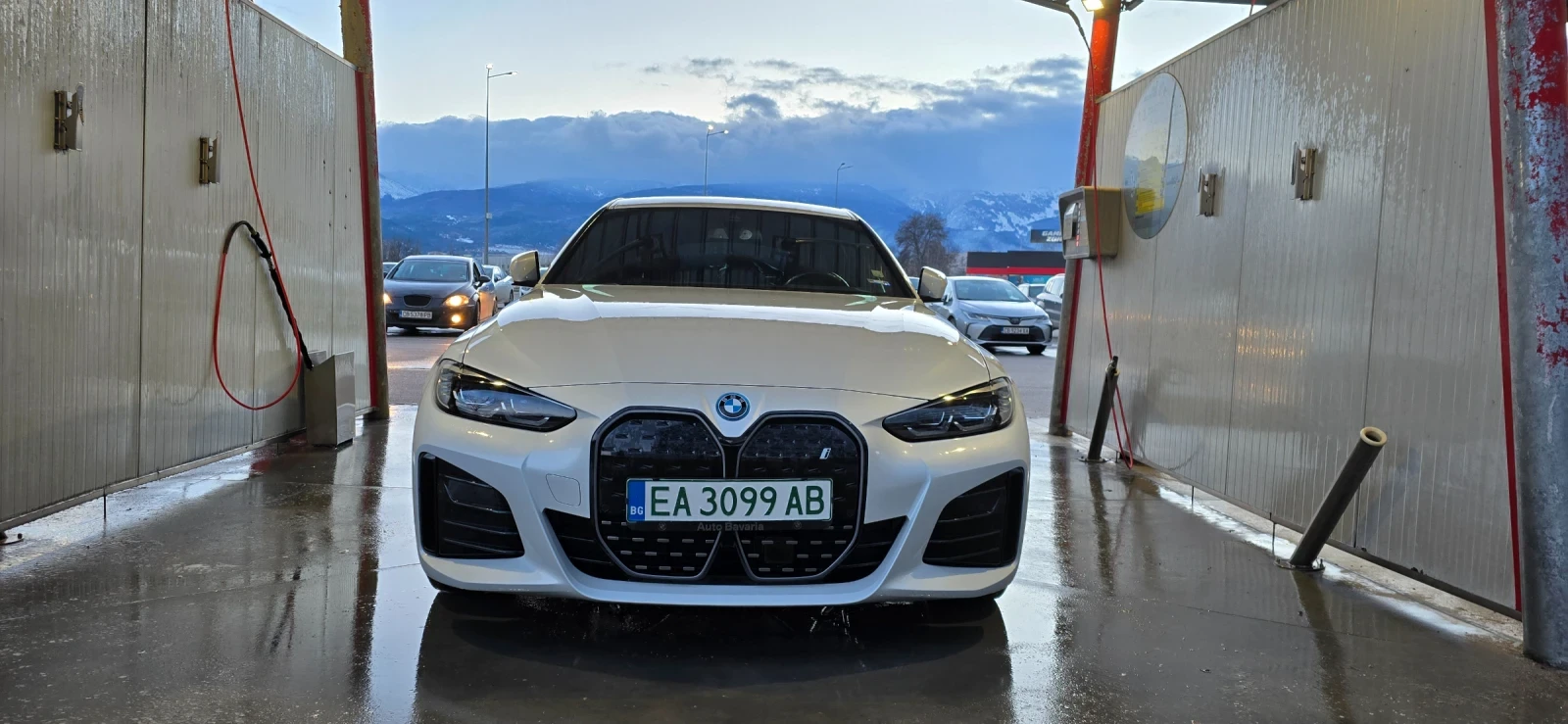 BMW i4 E drive 35 Gran Coupe, снимка 3 - Автомобили и джипове - 55746386