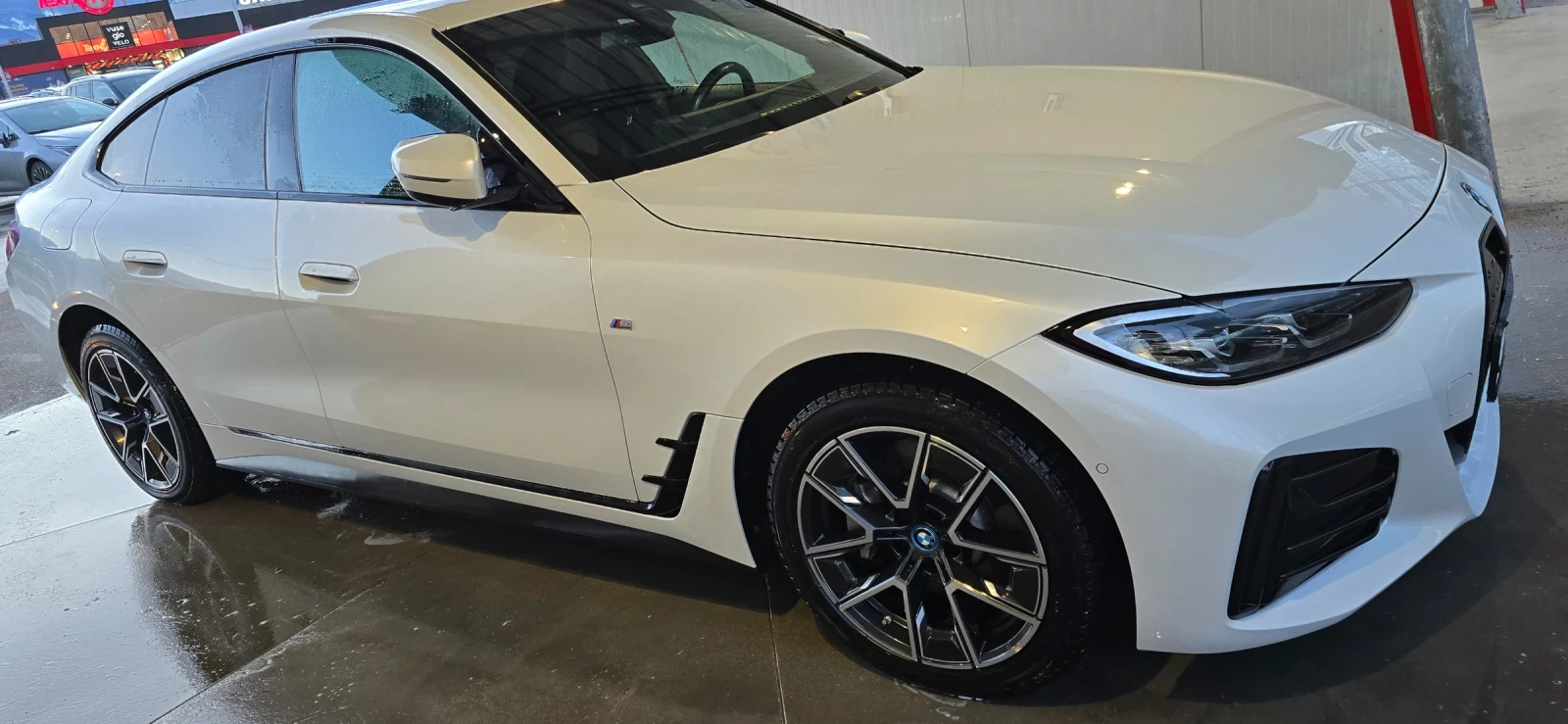 BMW i4 E drive 35 Gran Coupe, снимка 11 - Автомобили и джипове - 55746386