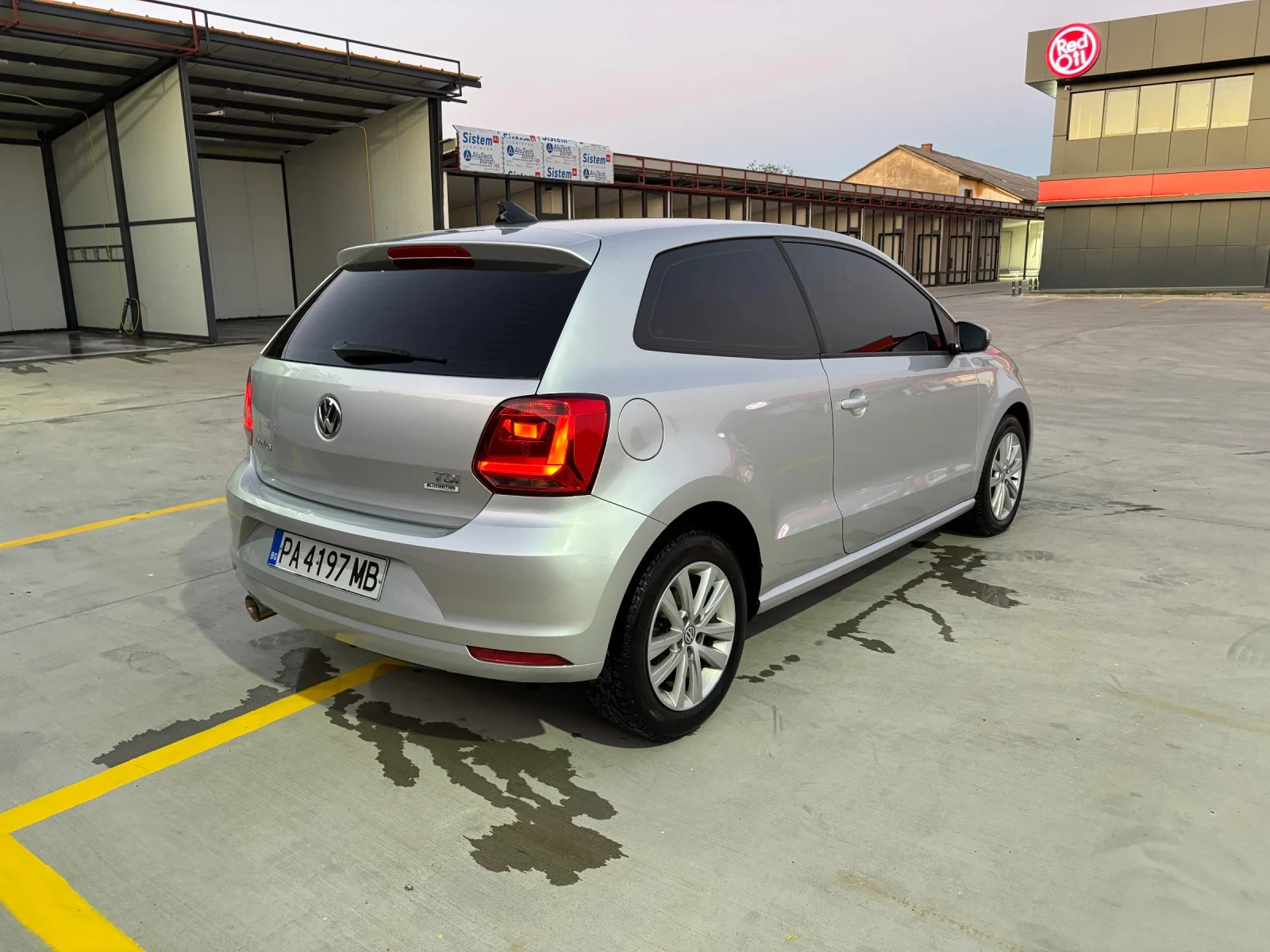 VW Polo, снимка 2 - Автомобили и джипове - 56521841