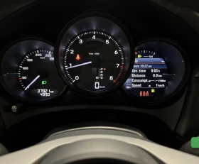 Porsche Macan * DISTRONIC * PANORAMA * AвтоКредит * (ЦЕНА ДО БГ), снимка 16