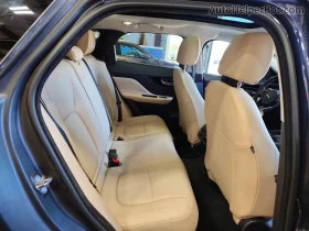 Jaguar F-PACE PREMIUM AWD* ПОДГРЕВ* MERIDIAN SOUND* КАМЕРА* ПАНО | Auto.bg — изображение 12