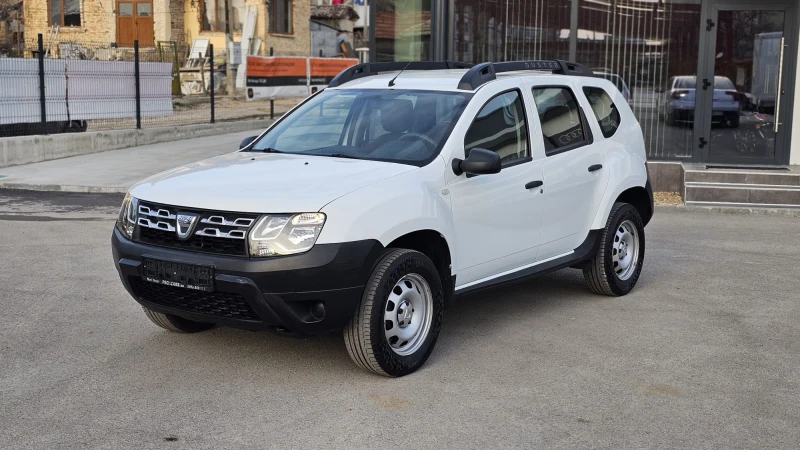 Dacia Duster 1.6i 4x4 6SP CH-СЕРВИЗНА ИСТ.-ТОП СЪСТ.-ЛИЗИНГ, снимка 3 - Автомобили и джипове - 50481790