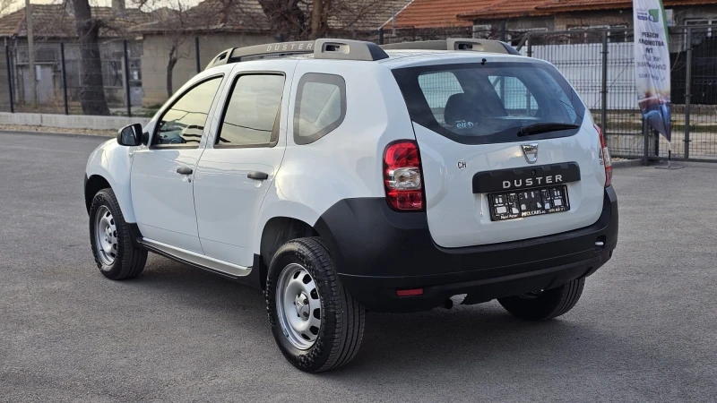 Dacia Duster 1.6i 4x4 6SP CH-СЕРВИЗНА ИСТ.-ТОП СЪСТ.-ЛИЗИНГ, снимка 4 - Автомобили и джипове - 50481790