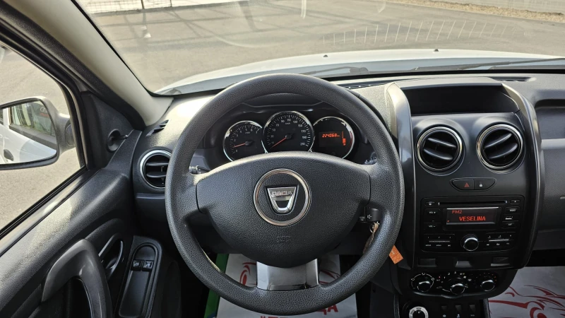 Dacia Duster 1.6i 4x4 6SP CH-СЕРВИЗНА ИСТ.-ТОП СЪСТ.-ЛИЗИНГ, снимка 10 - Автомобили и джипове - 50481790