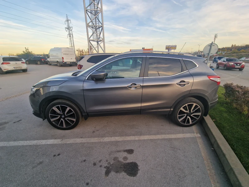 Nissan Qashqai, снимка 10 - Автомобили и джипове - 52347111