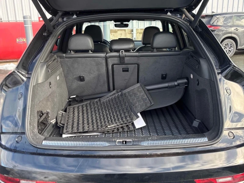 Audi Q3 * Technik * CARFAX * БЕЗ ПЪРВОНАЧАЛНА ВНОСКА, снимка 10 - Автомобили и джипове - 52932202