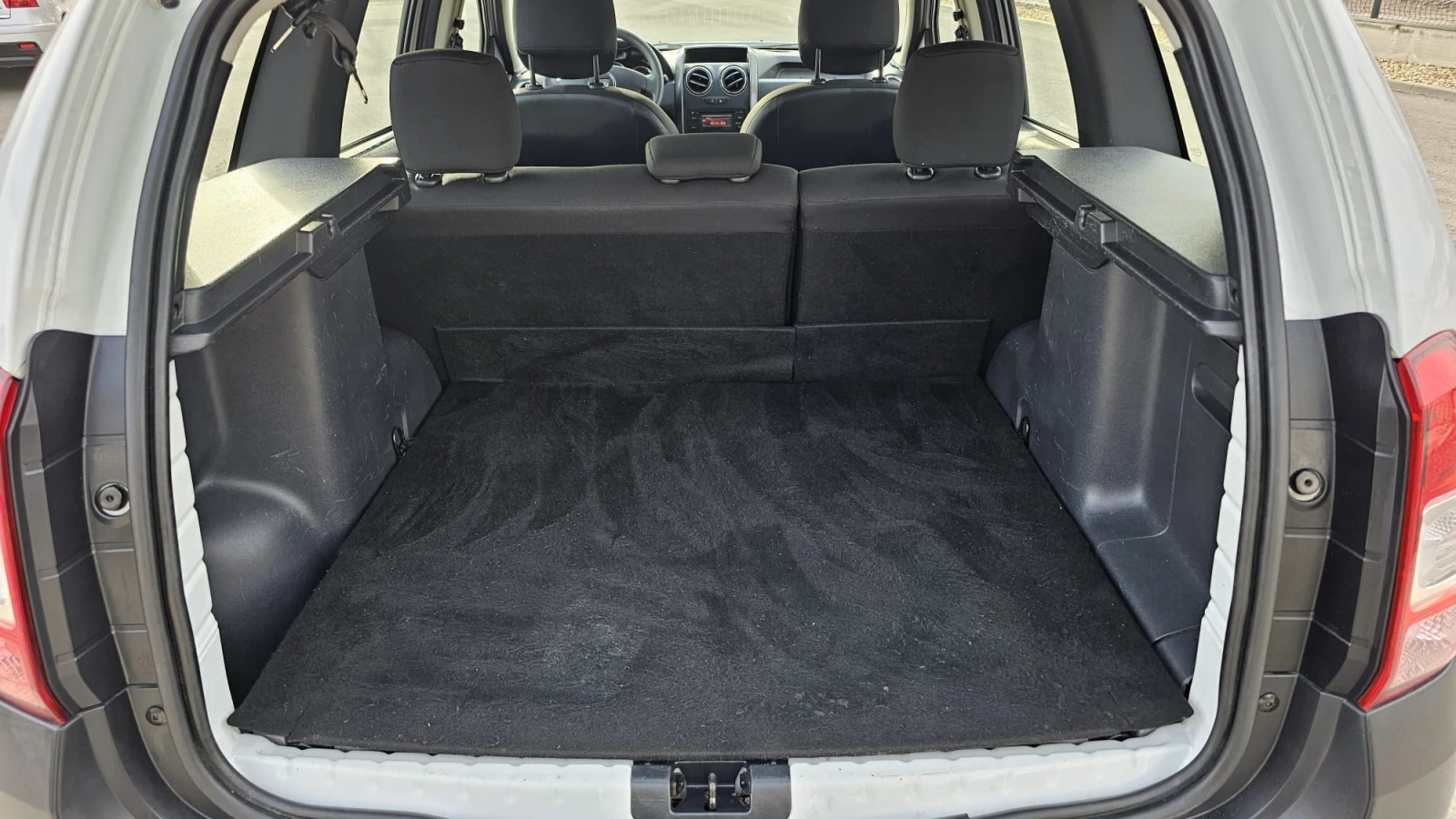 Dacia Duster 1.6i 4x4 6SP CH- .- .- | Mobile.bg   15