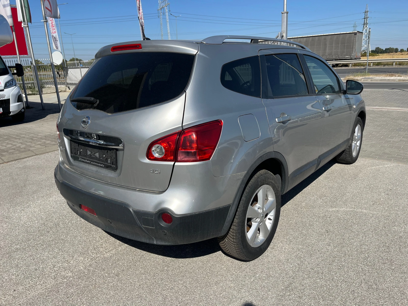Nissan Qashqai + 2 - изображение 6