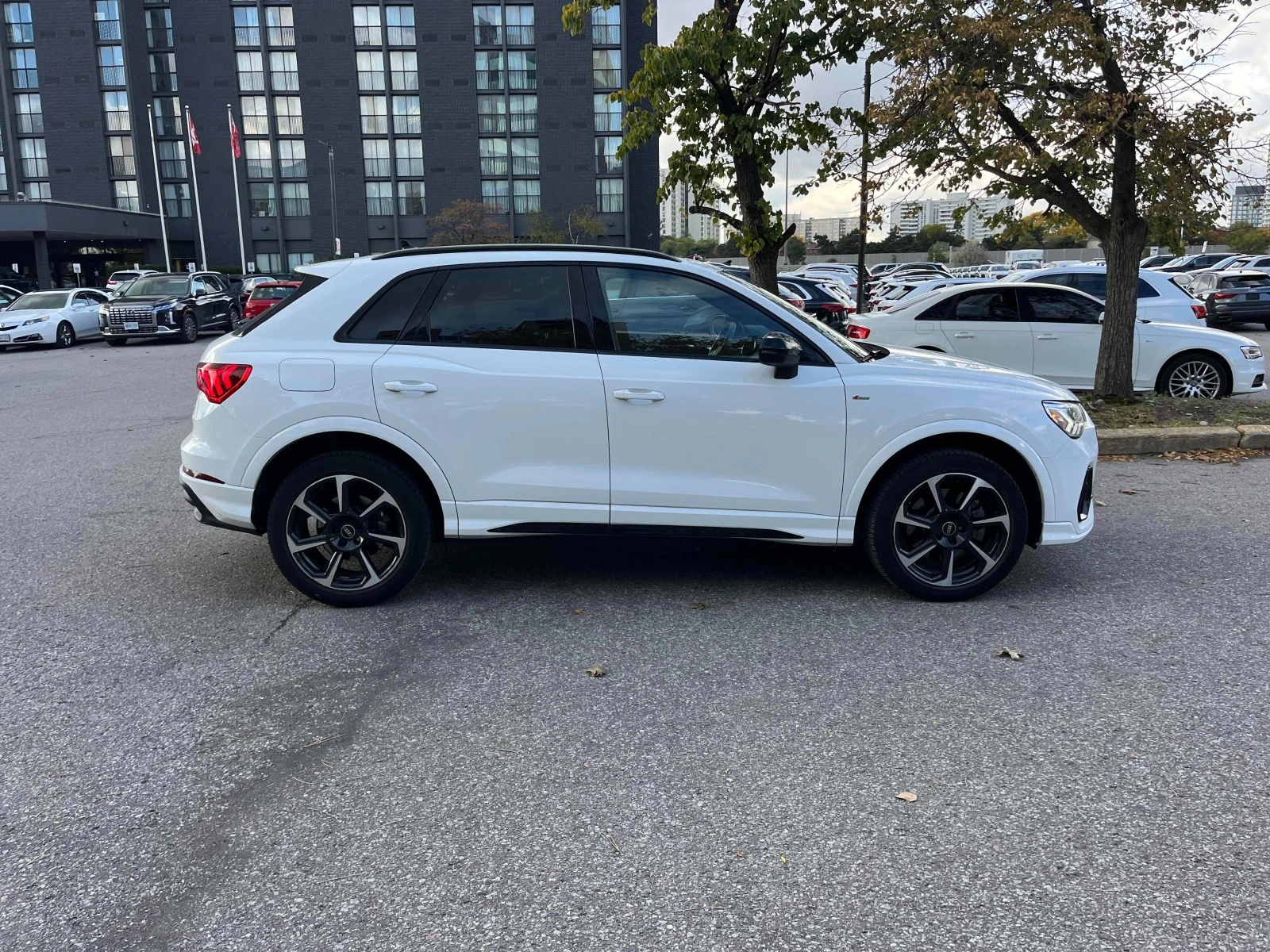 Audi Q3 * TECHNIK* CARFAX *    | Mobile.bg   3