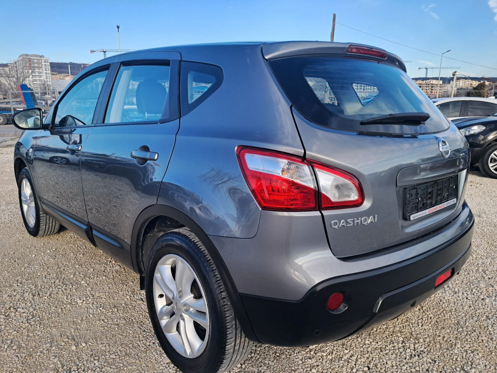 Nissan Qashqai 1.6ГАЗ 196000км Оригинална боя - изображение 6