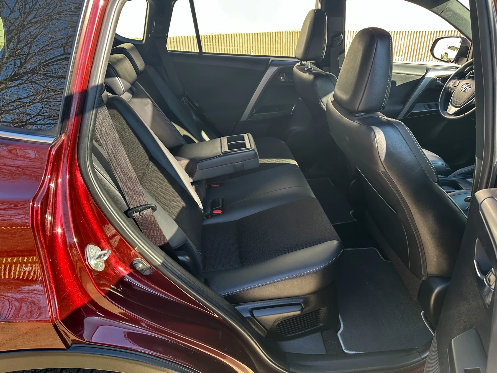 Toyota Rav4 2.5Hybrid/��������/����������� | Mobile.bg � ����������� 12