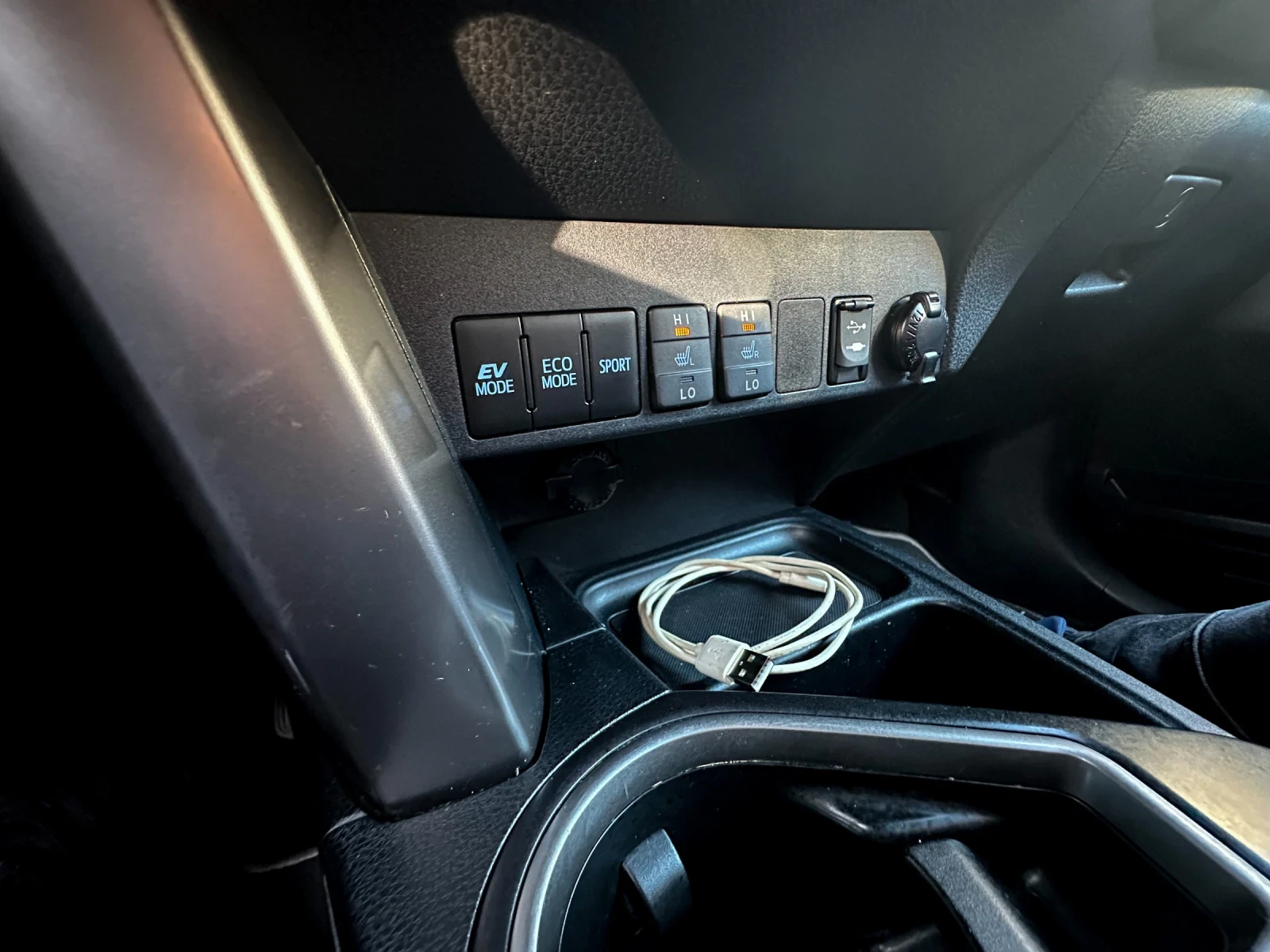 Toyota Rav4 2.5Hybrid/��������/����������� | Mobile.bg � ����������� 16