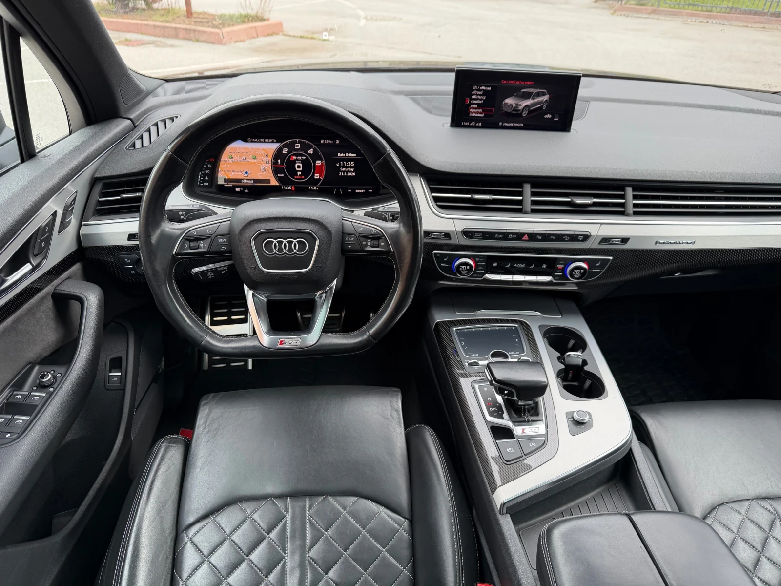 Audi SQ7 4.0TDI Head-up/360/Bose/Matrix/7места/Реални км, снимка 9 - Автомобили и джипове - 53928395