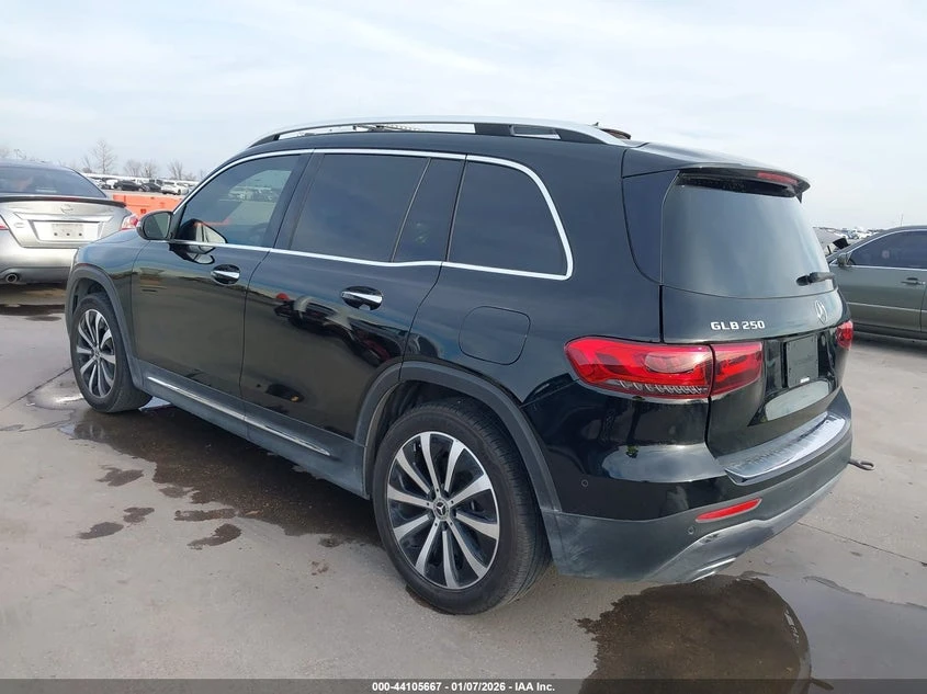 Mercedes-Benz GLB 2l 250, снимка 3 - Автомобили и джипове - 54306924
