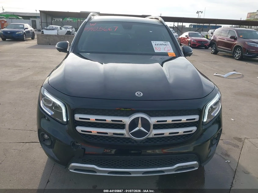 Mercedes-Benz GLB 2l 250, снимка 11 - Автомобили и джипове - 54306924