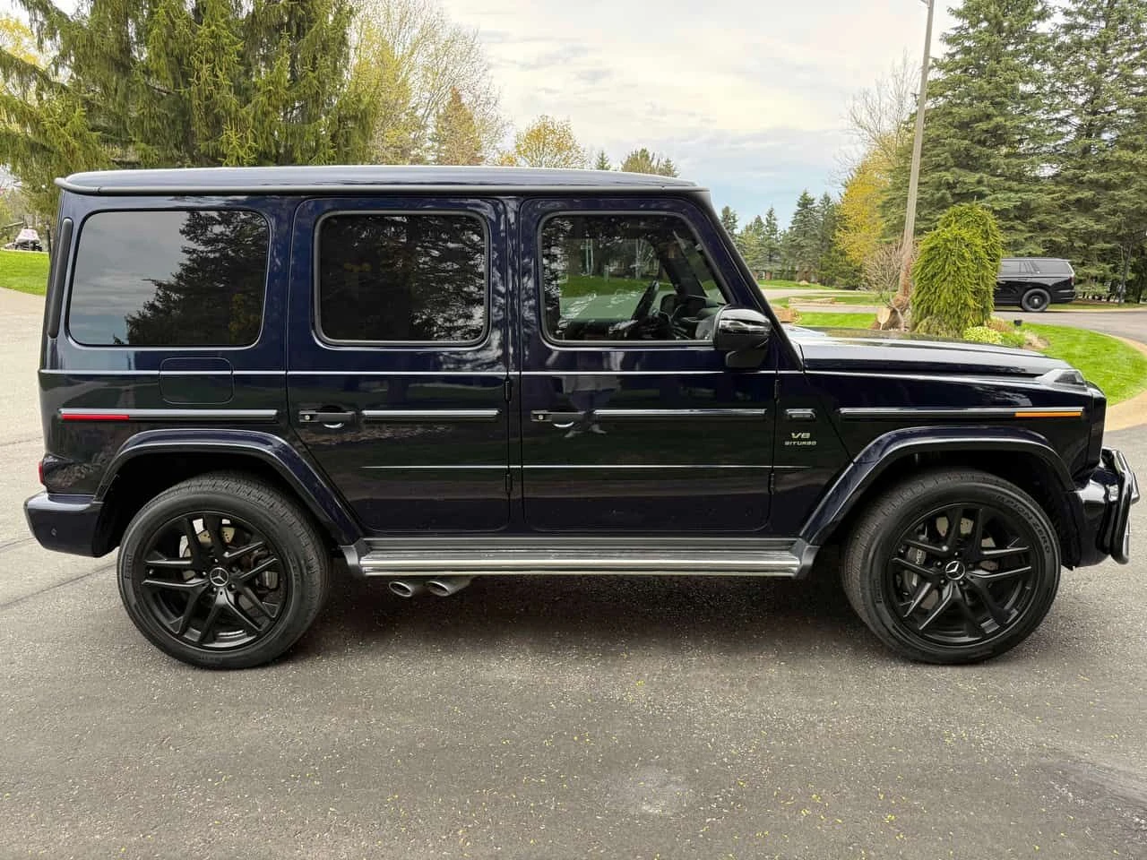 Mercedes-Benz G 63 AMG  | DISTRONIC | 360 | PANO | ОБДУХВАНЕ , снимка 3 - Автомобили и джипове - 54630646