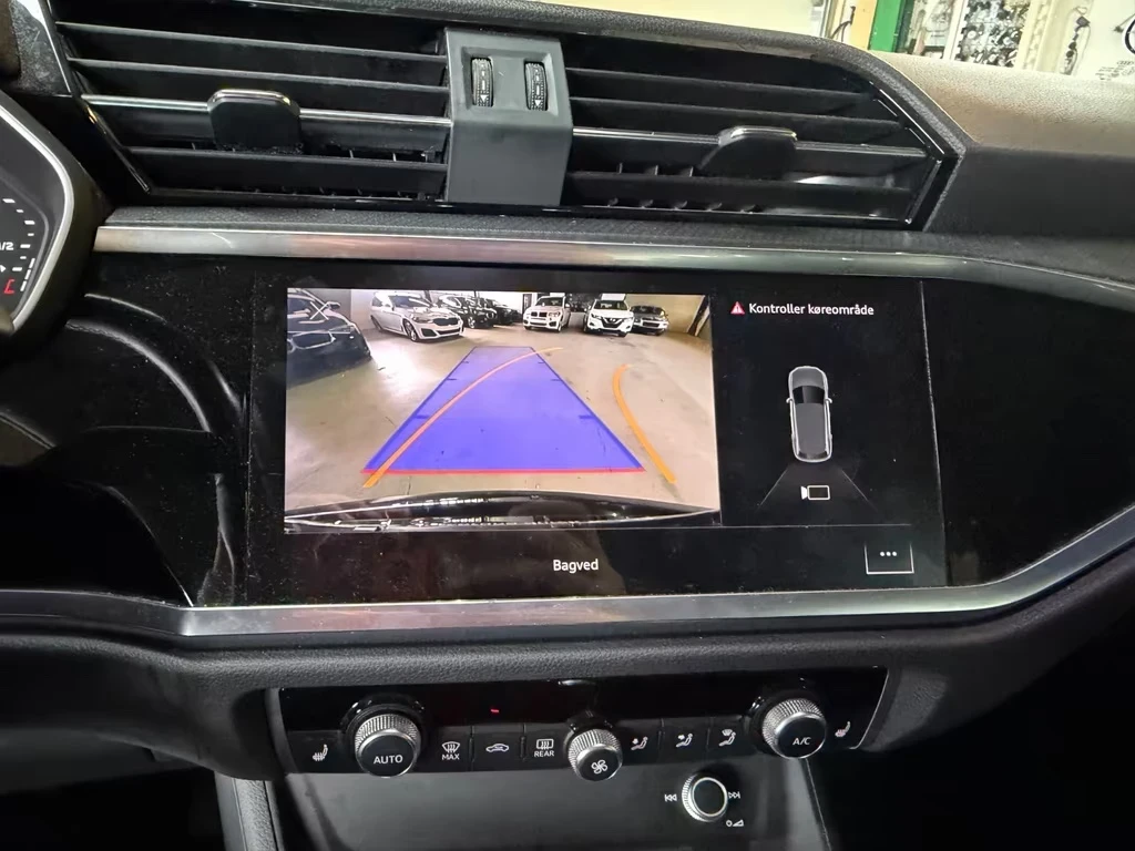 Audi Q3 45TFSI e Plug in Hybrid 245ps DK, снимка 17 - Автомобили и джипове - 54751170