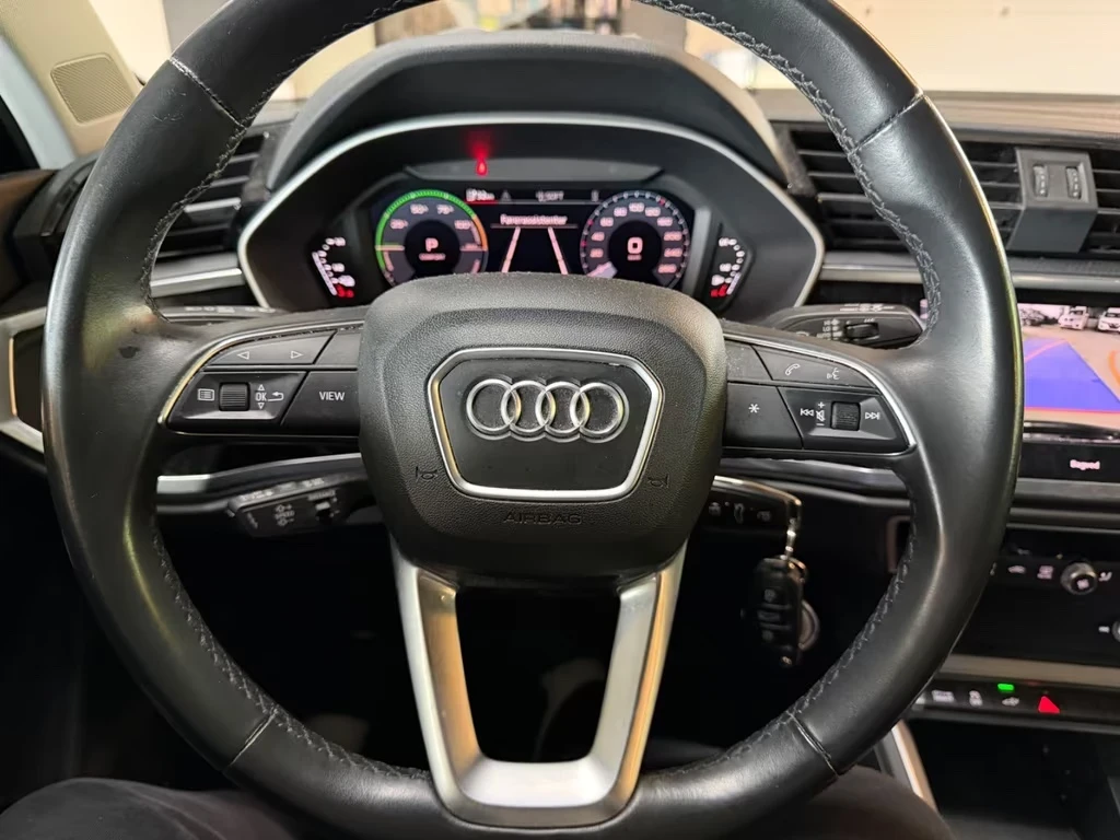 Audi Q3 45TFSI e Plug in Hybrid 245ps DK, снимка 9 - Автомобили и джипове - 54751170