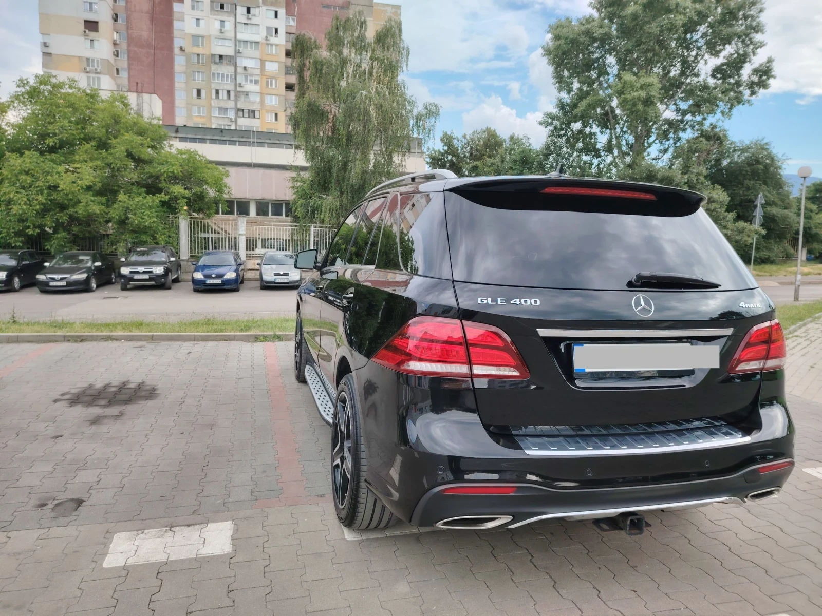 Mercedes-Benz GLE 400, снимка 3 - Автомобили и джипове - 54803198