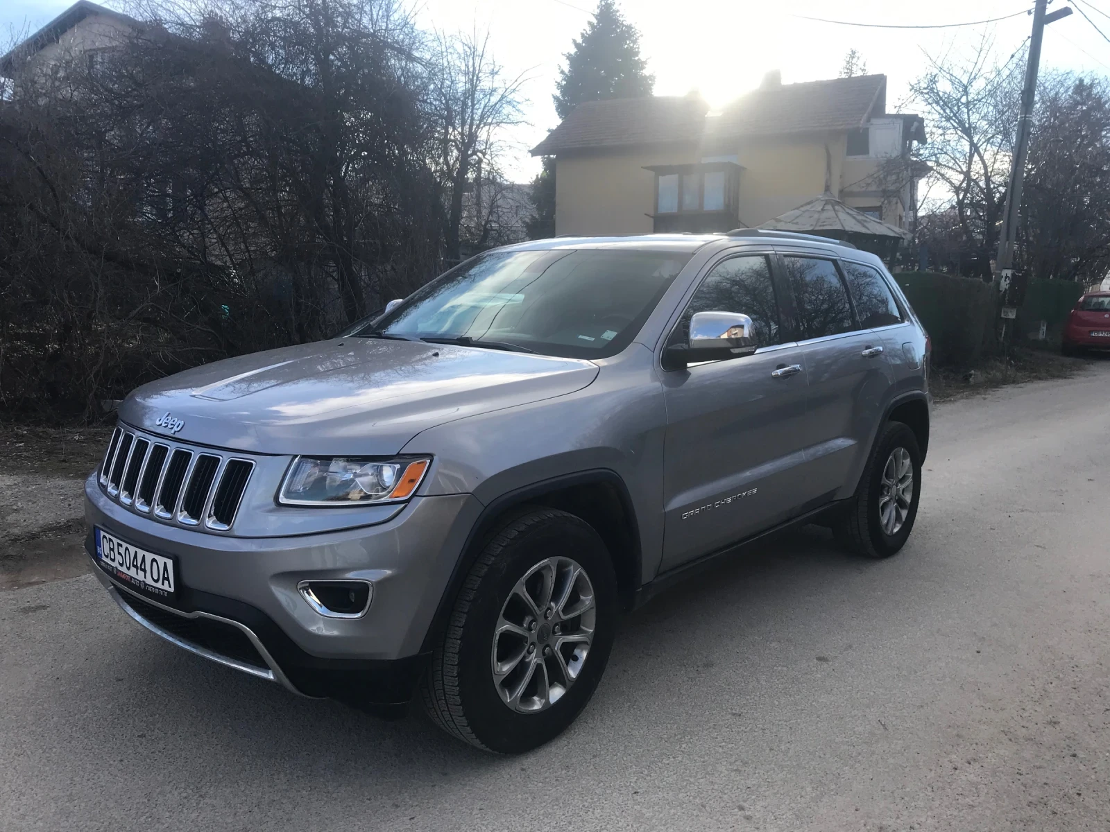 Jeep Grand cherokee Limited 3.6, снимка 3 - Автомобили и джипове - 55403914
