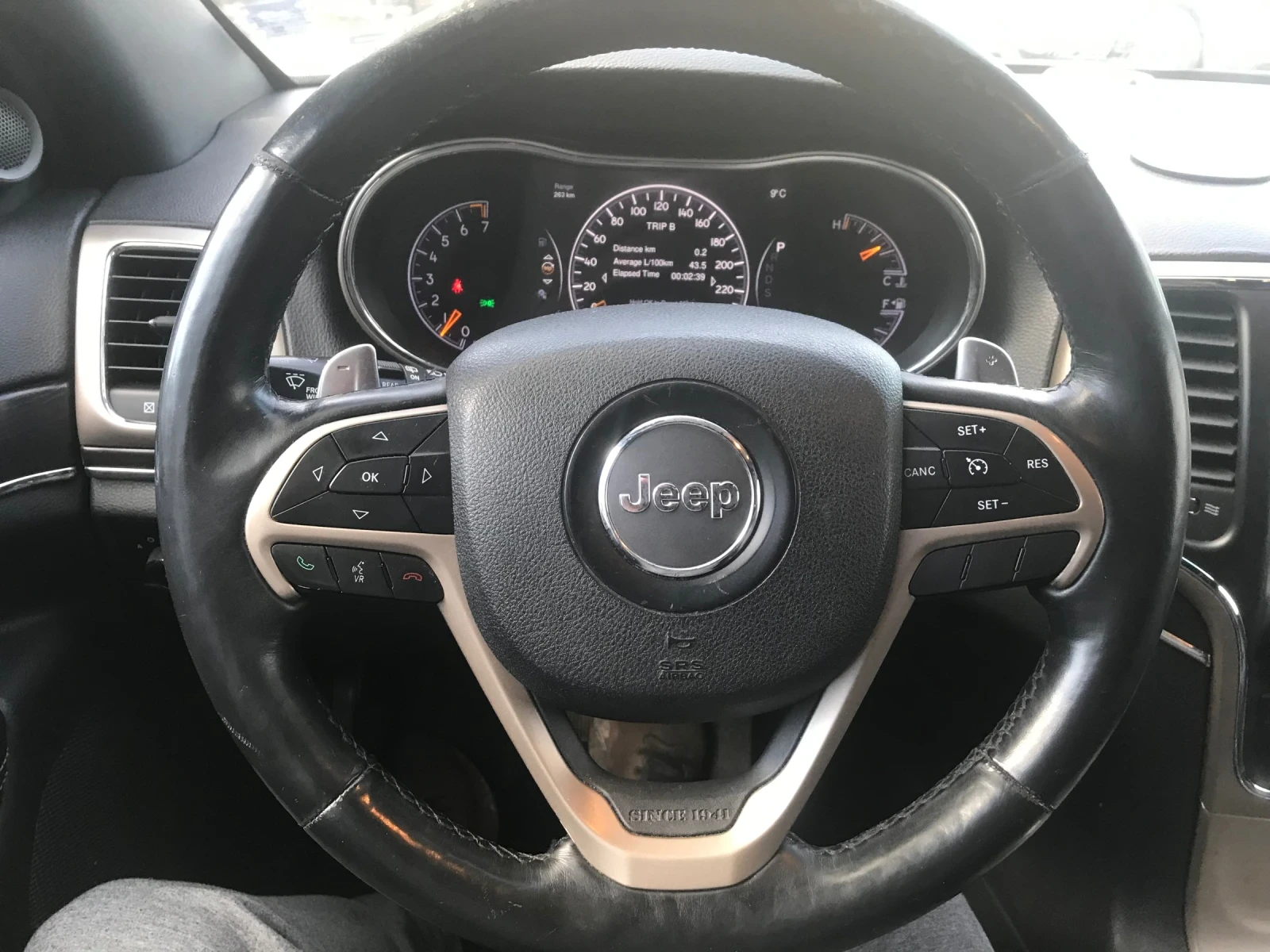 Jeep Grand cherokee Limited 3.6, снимка 12 - Автомобили и джипове - 55403914