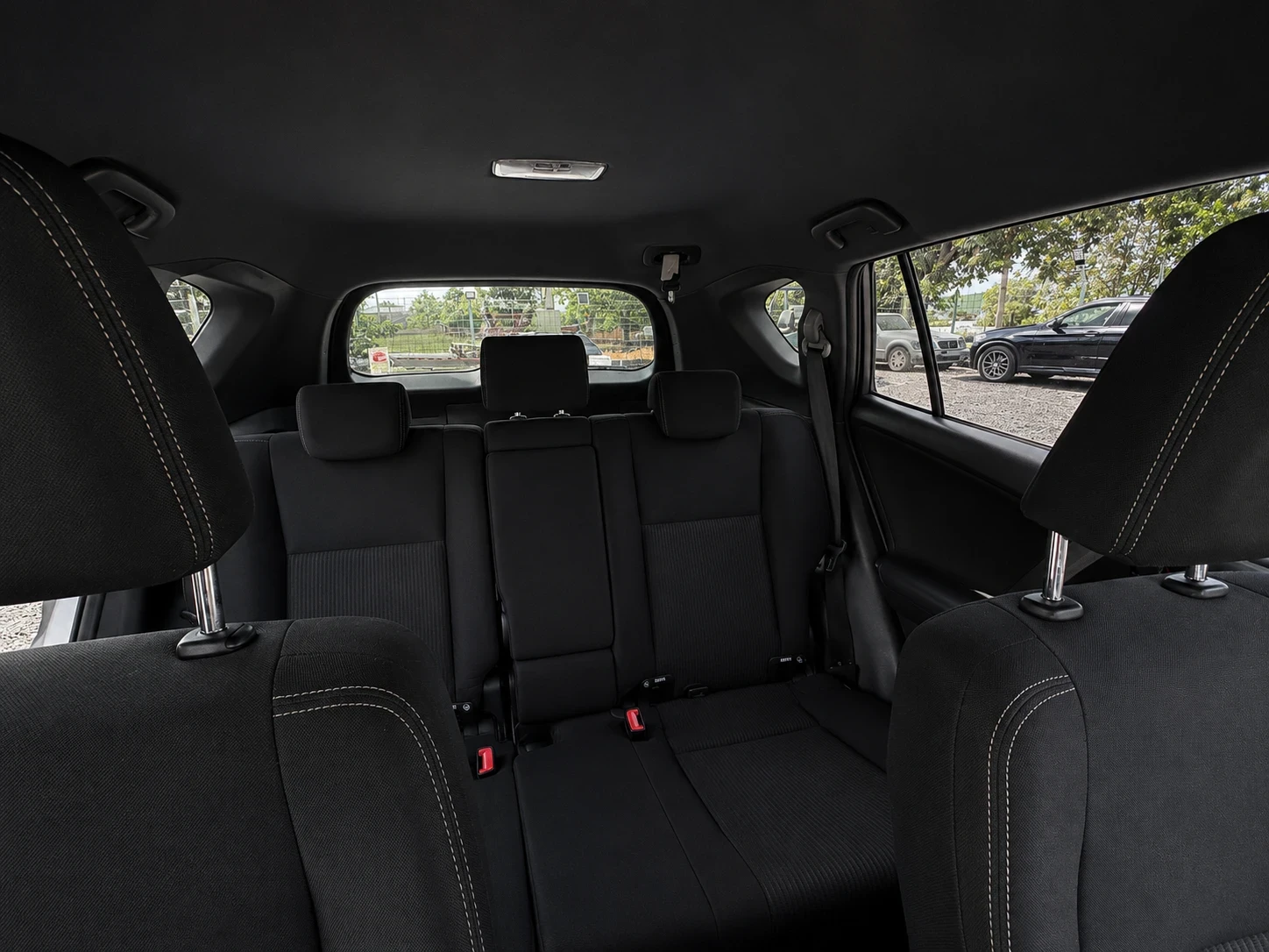 Toyota Rav4 2.2 D4D 150кс 4х4, снимка 9 - Автомобили и джипове - 55702772