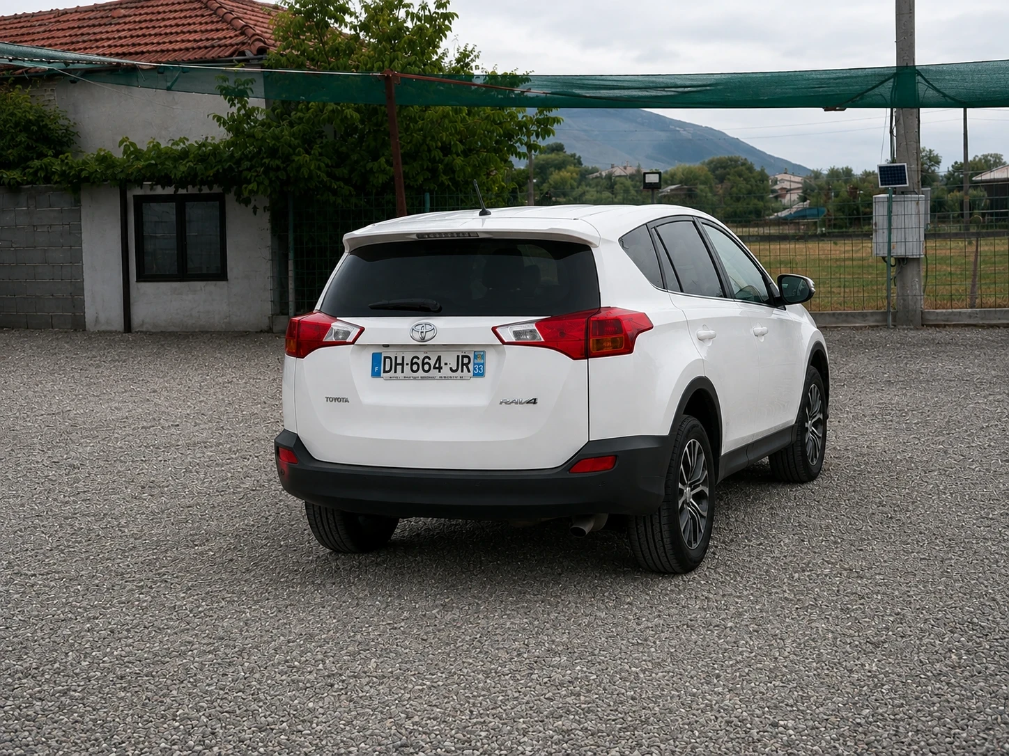 Toyota Rav4 2.2 D4D 150кс 4х4, снимка 4 - Автомобили и джипове - 55702772