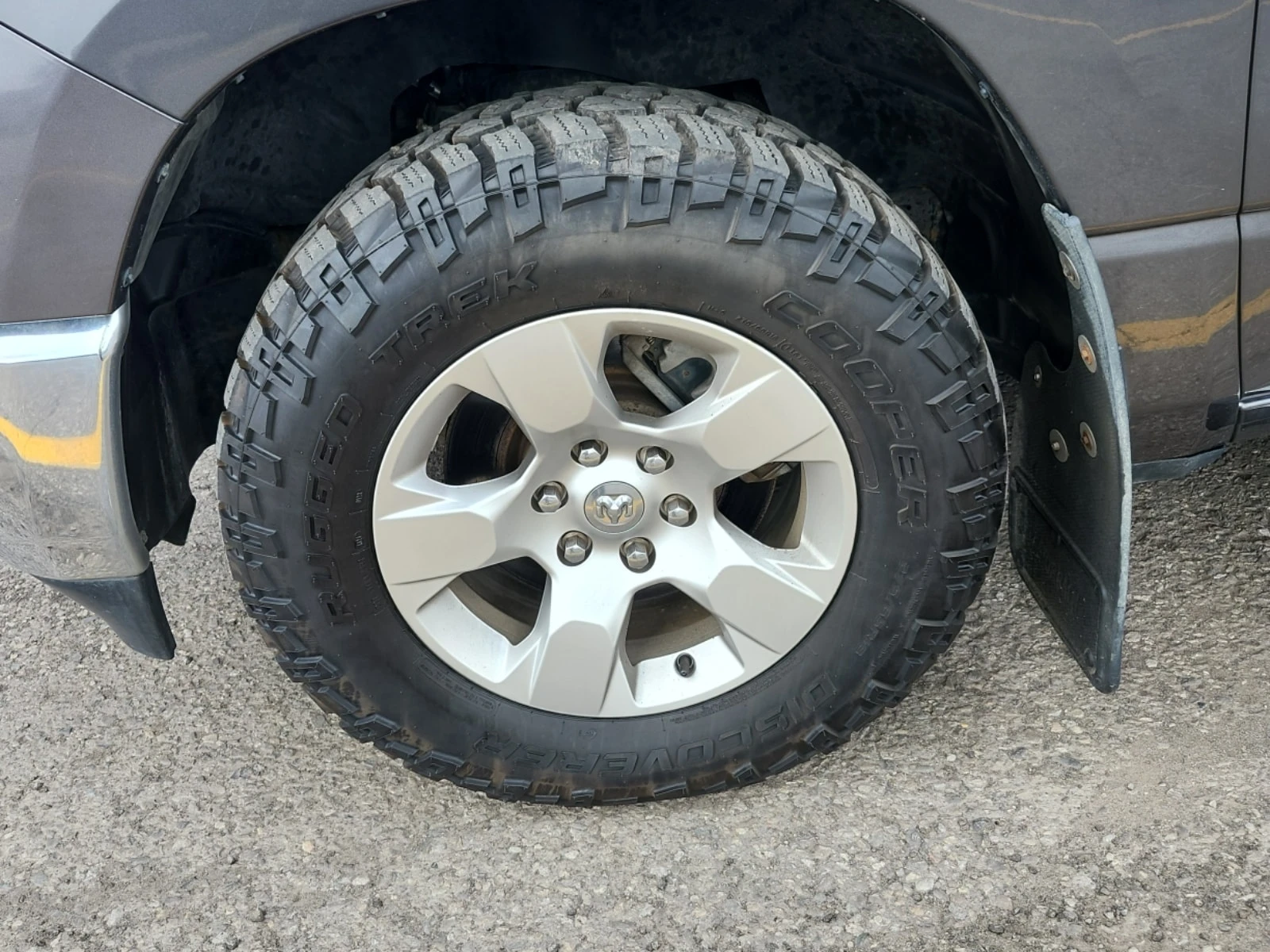 Dodge RAM 1500 * Big Horn * CARFAX * БЕЗ ПЪРВОНАЧАЛНА ВНОСКА, снимка 7 - Автомобили и джипове - 55967358