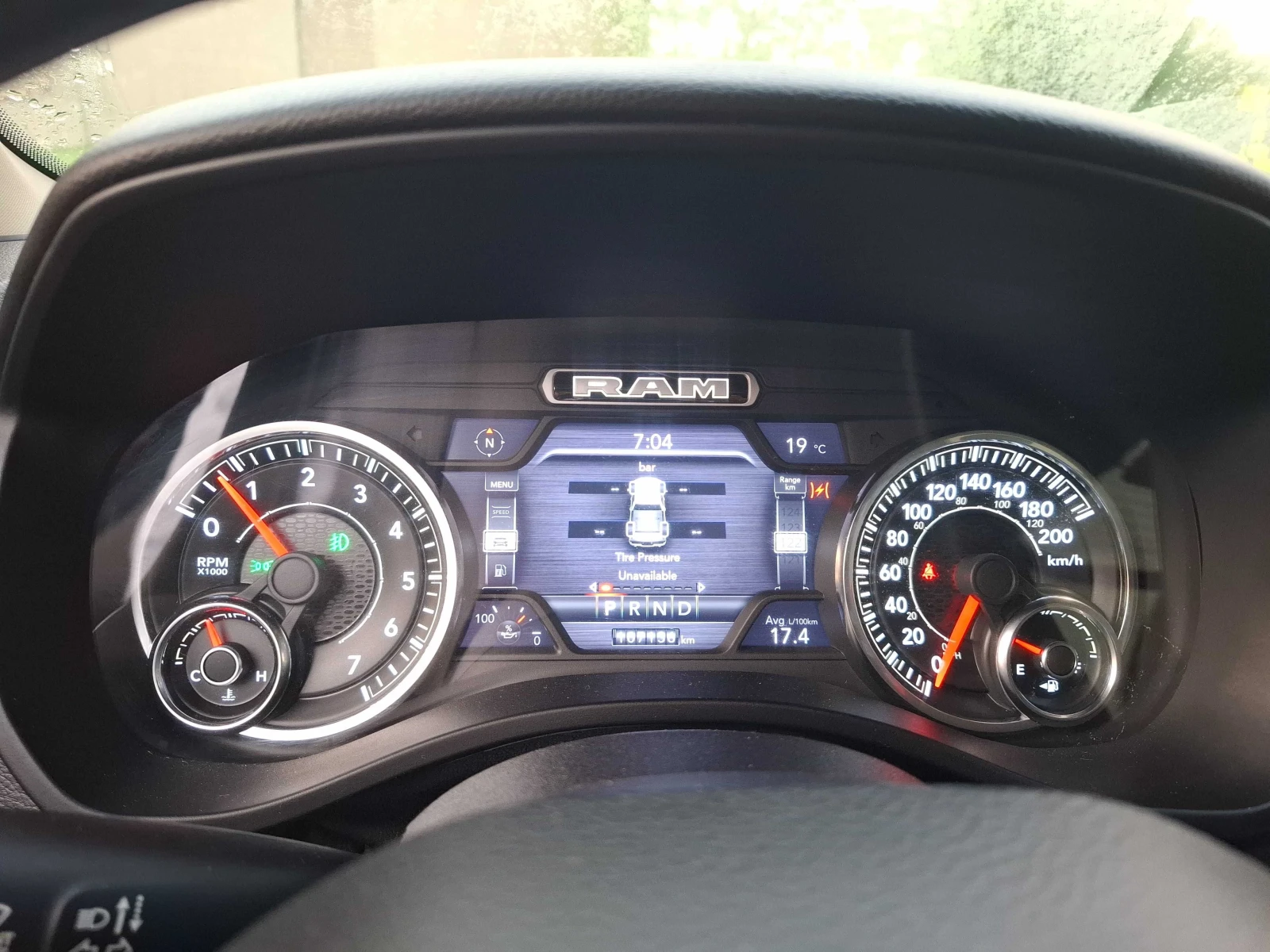 Dodge RAM 1500 * Big Horn * CARFAX * БЕЗ ПЪРВОНАЧАЛНА ВНОСКА, снимка 8 - Автомобили и джипове - 55967358