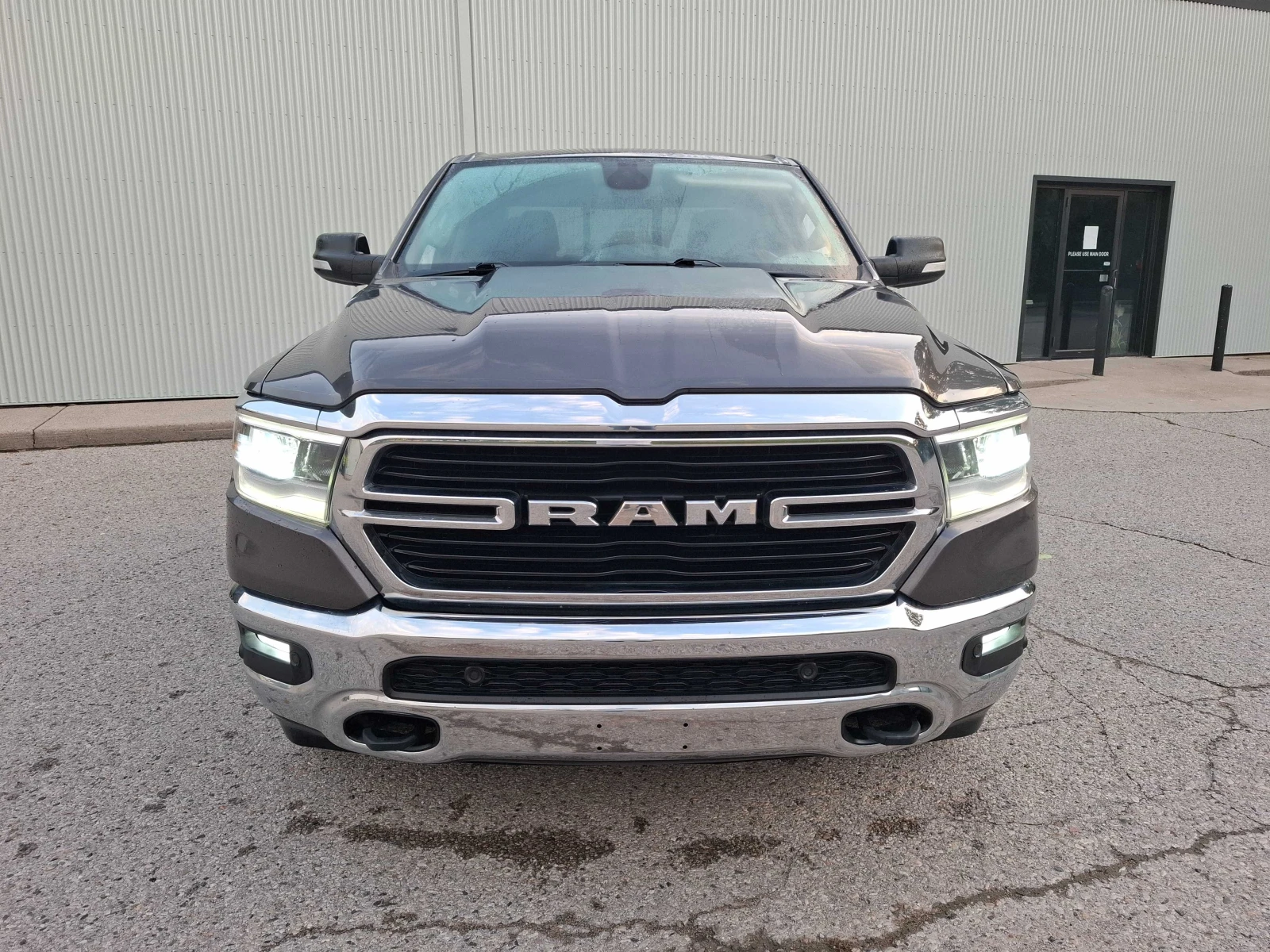 Dodge RAM 1500 * Big Horn * CARFAX * БЕЗ ПЪРВОНАЧАЛНА ВНОСКА, снимка 6 - Автомобили и джипове - 55967358