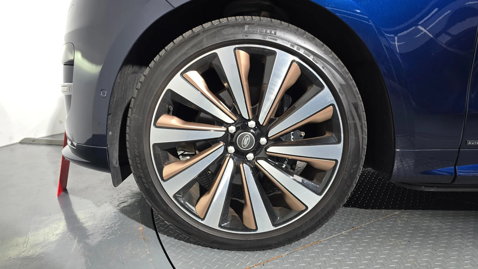 Land Rover Range Rover Sport AUTOBIOGRAPHY* ОБДУХВАНЕ* ДИСТРОНИК* МАСАЖ* 360КАМ