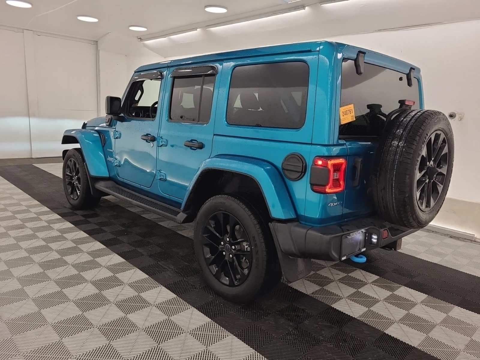 Jeep Wrangler * SAHARA* 4WD* HYBRID*  | Mobile.bg � ����������� 17