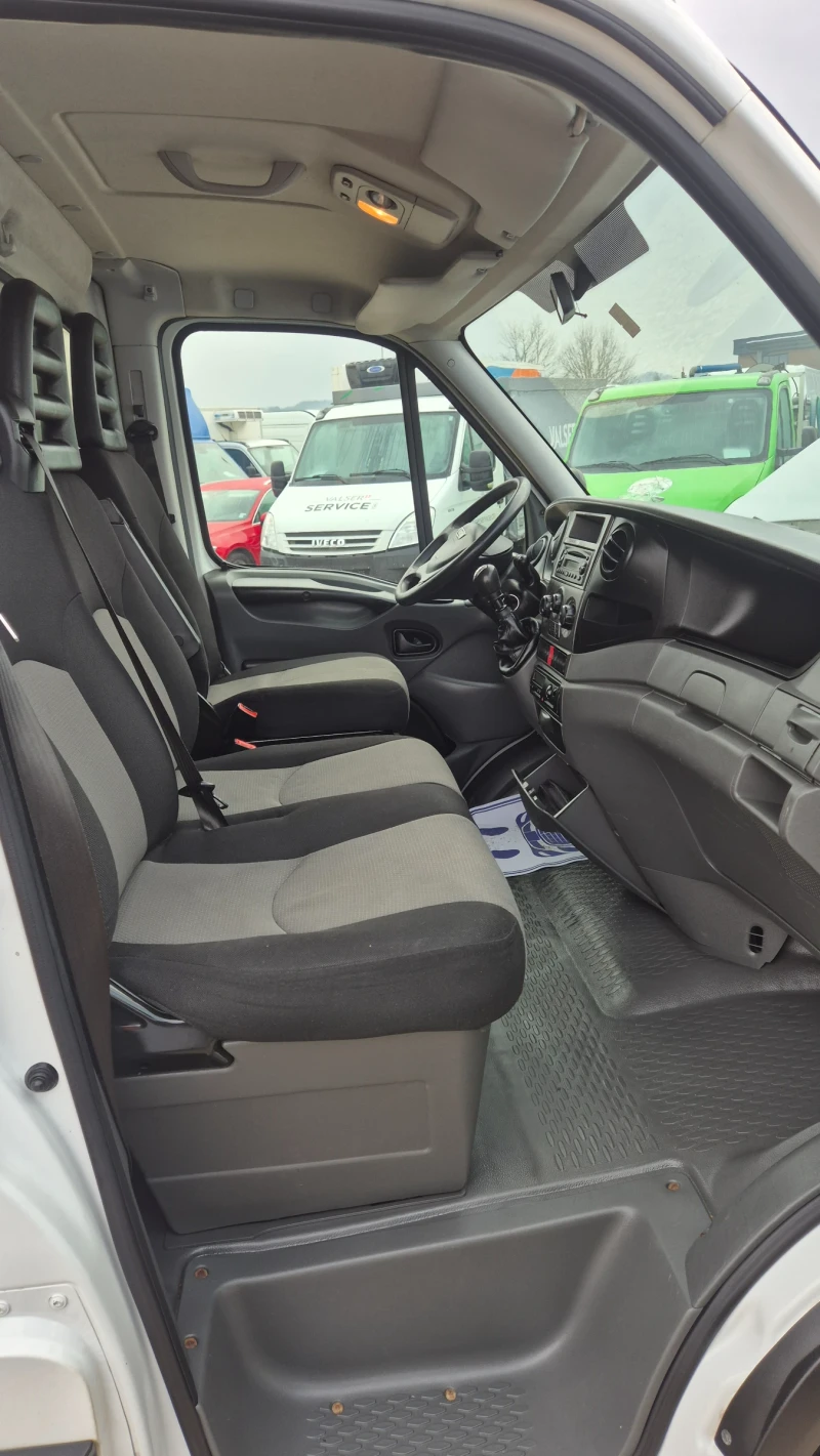 Iveco Daily 35c17* КЛИМАТИК* БОРД* 4.20м.* ШВЕЙЦАРИЯ* , снимка 10 - Бусове и автобуси - 53274623