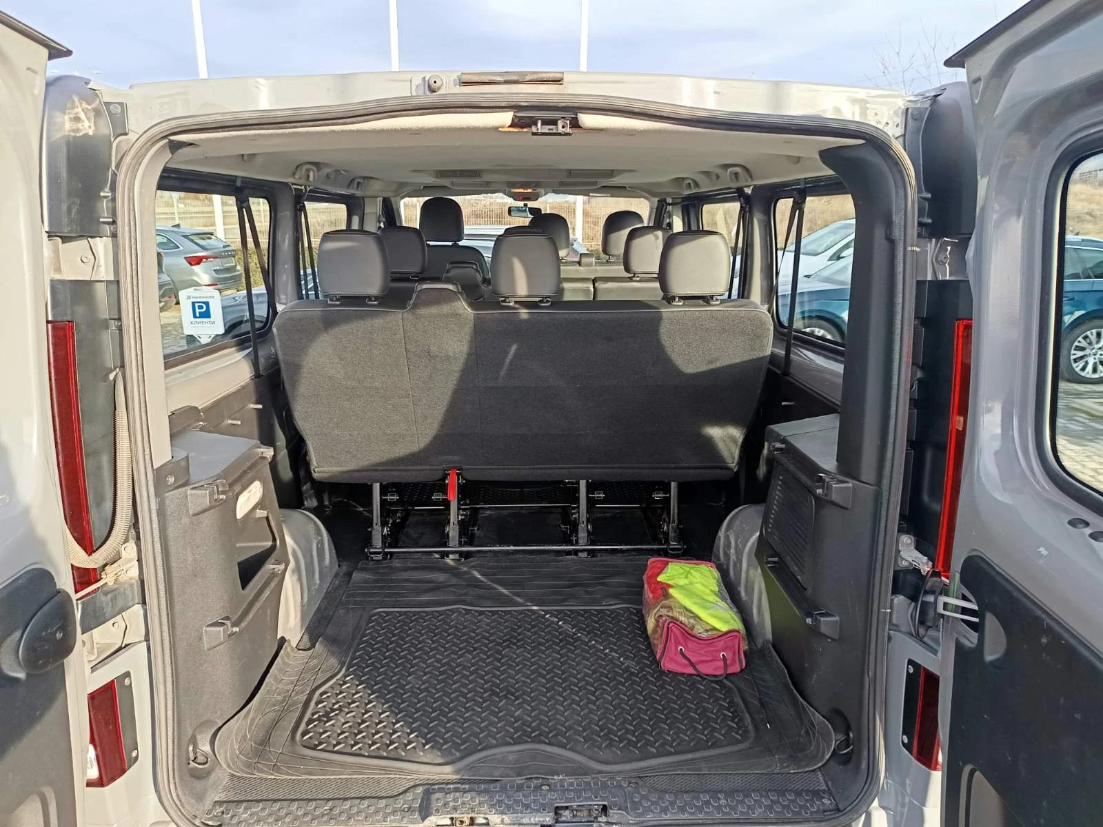 Opel Vivaro 1.6CDTI/125к.с./ 8+ 1(места), снимка 15 - Бусове и автобуси - 53349560