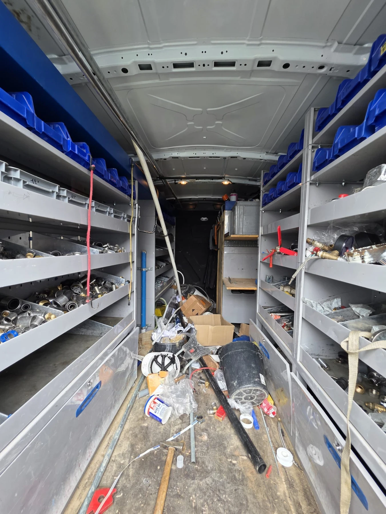 Ford Transit 2.0D/БЕЛГИЯ/ВНИМАНИЕ!!!60 Х.КМ!!!!!НОВ, снимка 13 - Бусове и автобуси - 54020711