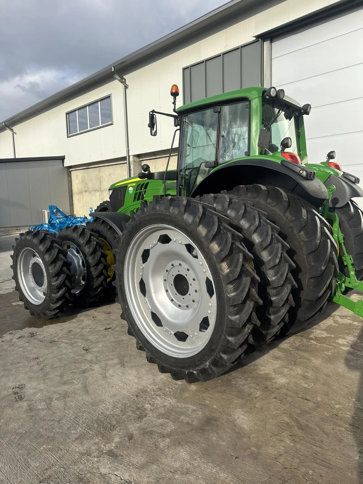 Трактор John Deere Сдвоени гуми с джанти за John Deere - изображение 4