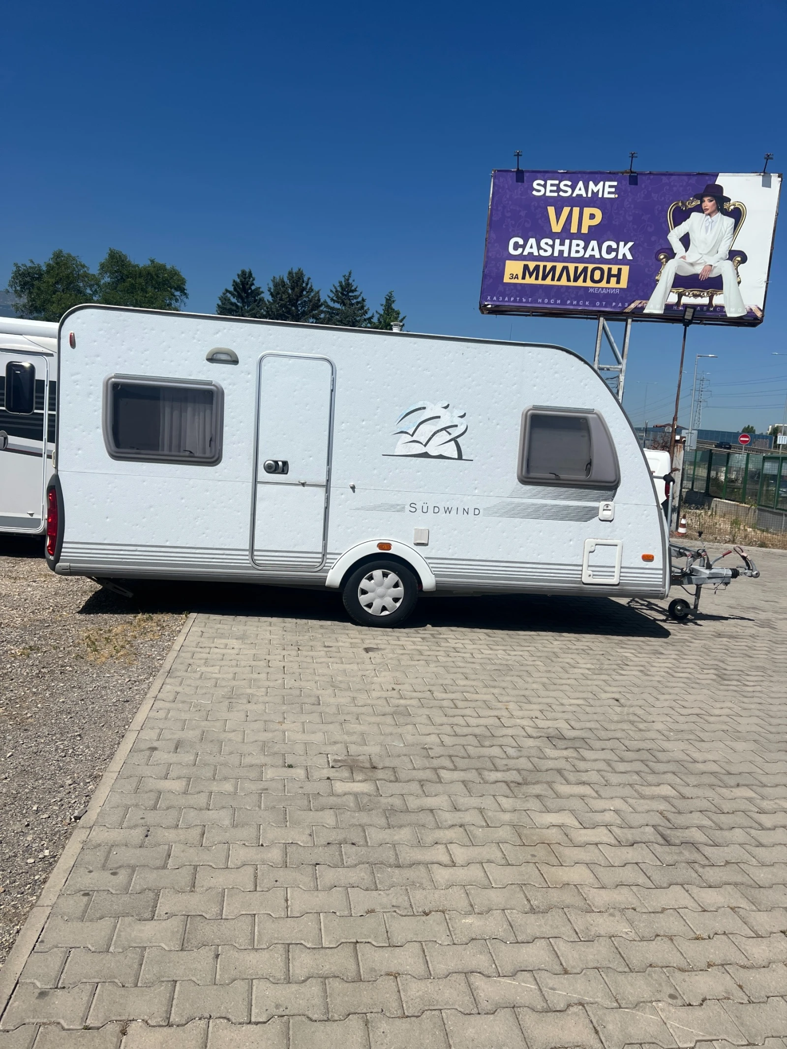Каравана Knaus 450 - изображение 3