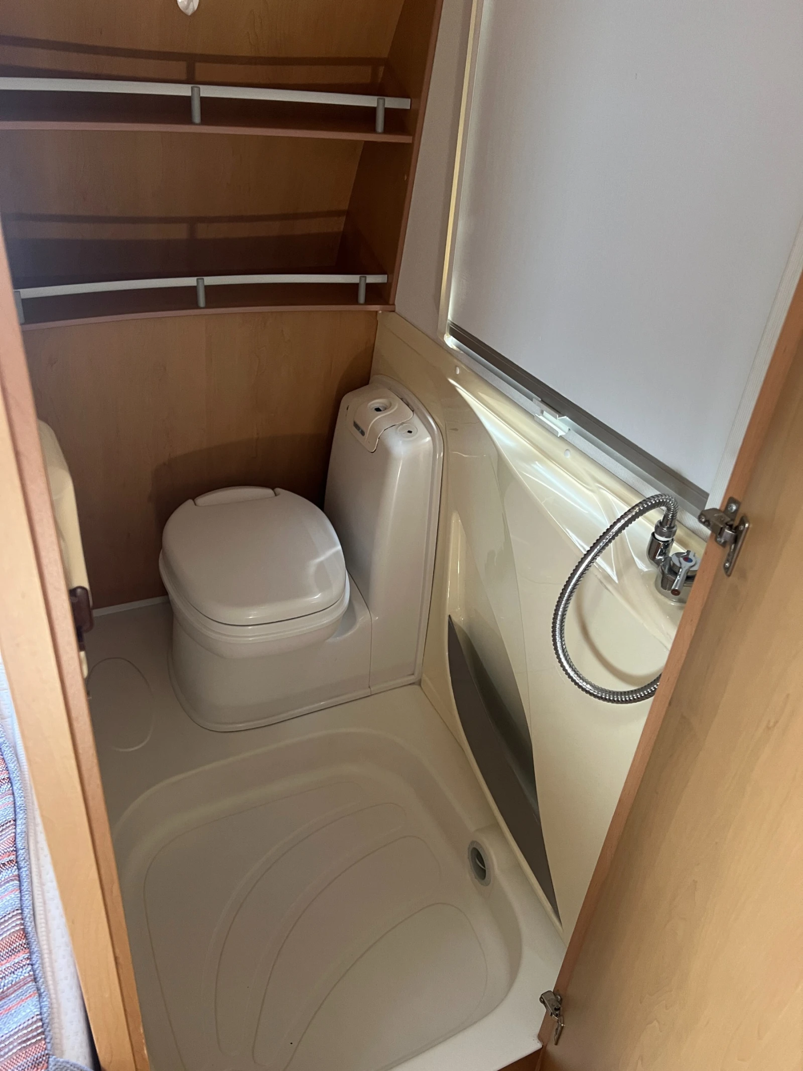 Каравана Knaus 450 - изображение 8