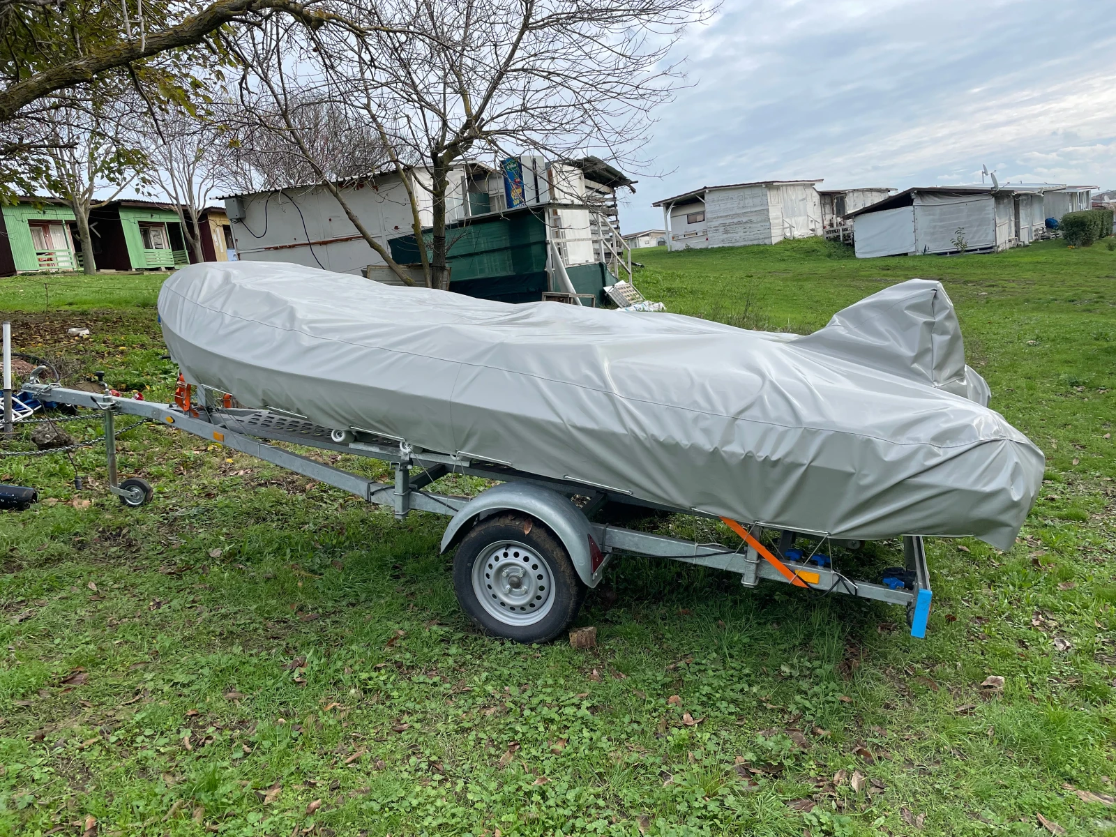 Надуваема лодка Honda Marine T40 AE3, снимка 2 - Воден транспорт - 54863316