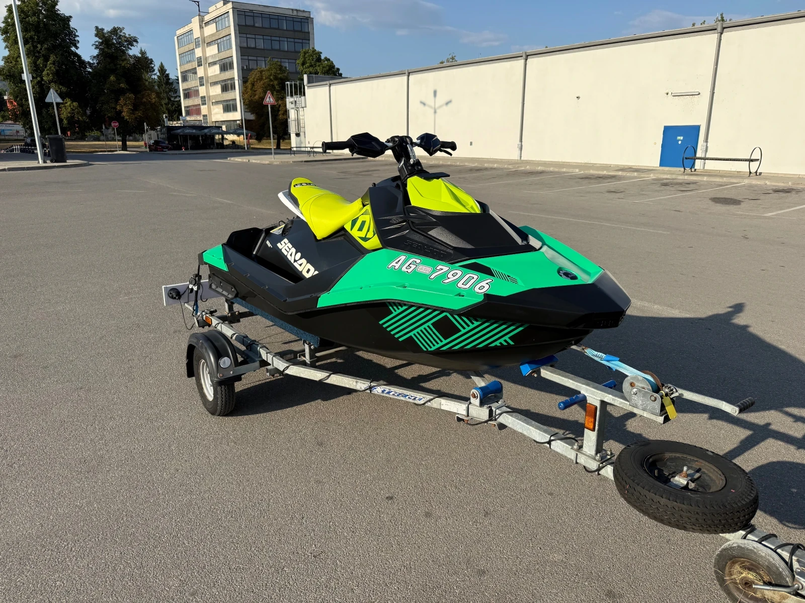 Джет Bombardier Sea Doo SPARK TRIXX, снимка 5 - Воден транспорт - 55783023
