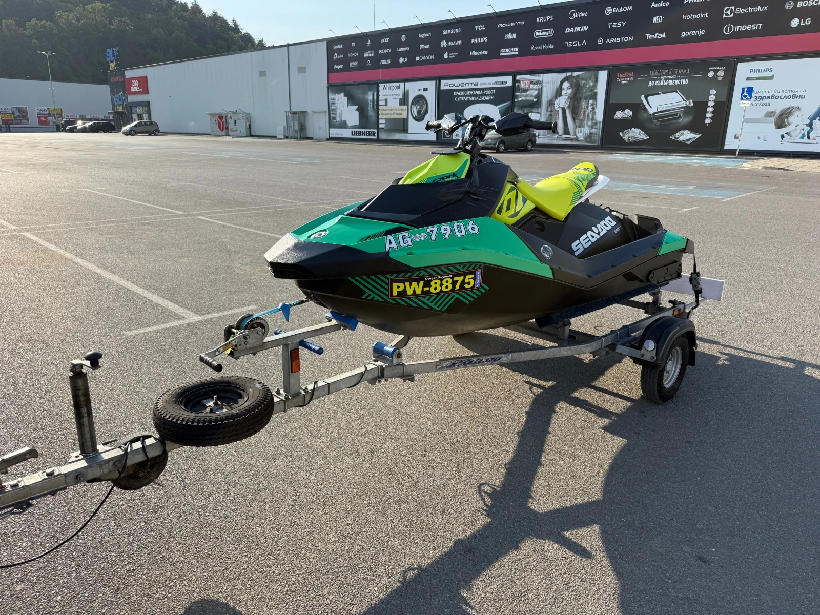 Джет Bombardier Sea Doo SPARK TRIXX