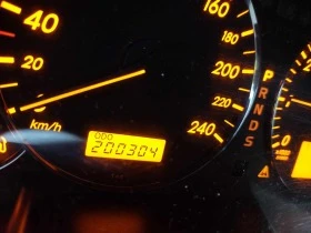 Toyota Avensis 2, 0i* AUTOMATIC* КОЖА* XENON* NAVI, снимка 10