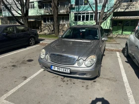 Mercedes-Benz E 320, снимка 1