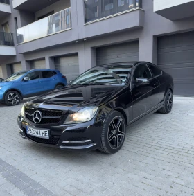 Обява за продажба на Mercedes-Benz C 180 AMG пакет ~22 900 лв. - изображение 1