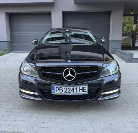 Обява за продажба на Mercedes-Benz C 180 AMG пакет ~22 900 лв. - изображение 1